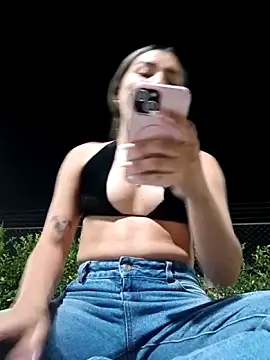 GIRL DONCELLA online show from November 11, 2025, 3:45 am