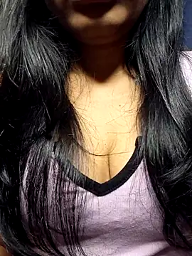 Nisha027 online show from March 26, 2026, 12:31 am