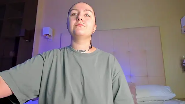 Snapshot of Debbie_Taylor chatting on October 21, 2025, 5:12 pm Debbie Taylor online show from October 21, 2025, 5:12 pm