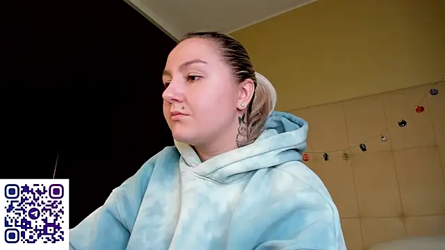 Snapshot of Debbie_Taylor chatting on November 4, 2025, 4:55 pm Debbie Taylor online show from November 4, 2025, 4:55 pm