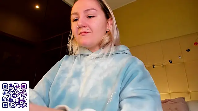 Snapshot of Debbie_Taylor chatting on November 7, 2025, 5:17 pm Debbie Taylor online show from November 7, 2025, 5:17 pm