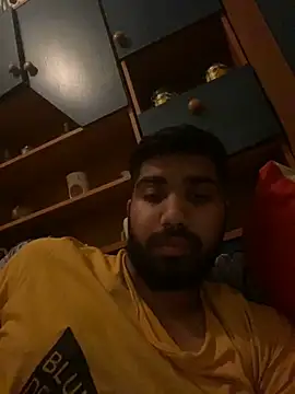 Snapshot of Lada122 chatting on September 11, 2025, 9:37 pm Lada122 online show from September 11, 2025, 9:37 pm