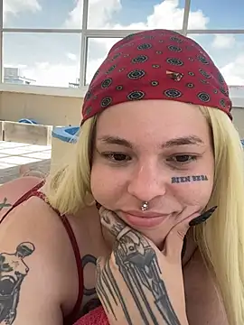 Snapshot of starcitababy chatting on December 30, 2024, 3:45 pm starcitababy online show from December 30, 2024, 3:45 pm