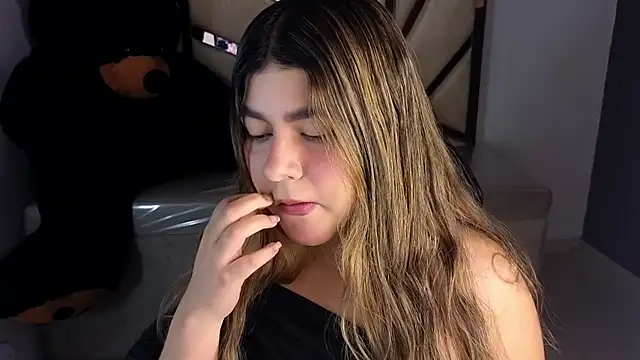 emmalee 01a online show from March 8, 2025, 10:54 am