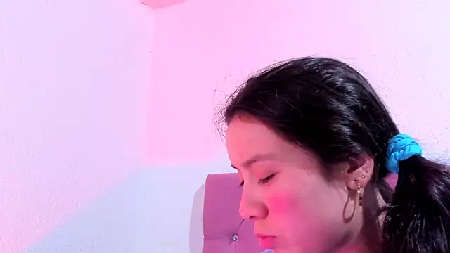 Snapshot of teffy_lee chatting on February 22, 2025, 11:57 pm teffy lee online show from February 22, 2025, 11:57 pm