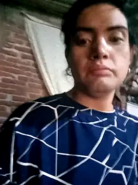 yovana13 online show from April 23, 2026, 3:57 pm