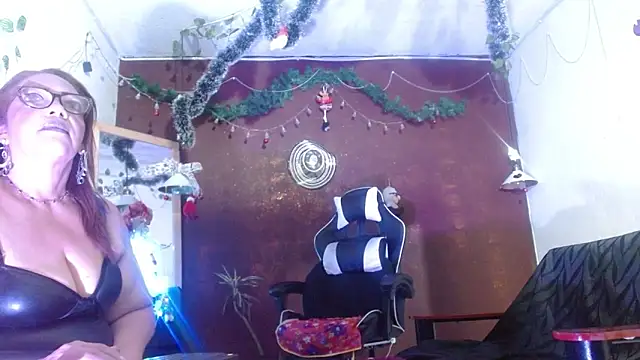 Snapshot of PervertedMature chatting on November 20, 2025, 9:10 am PervertedMature online show from November 20, 2025, 9:10 am