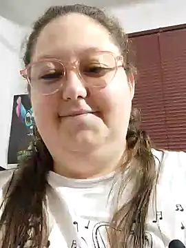 Snapshot of Chloee_ep chatting on January 26, 2025, 3:59 am Chloee ep online show from January 26, 2025, 3:59 am