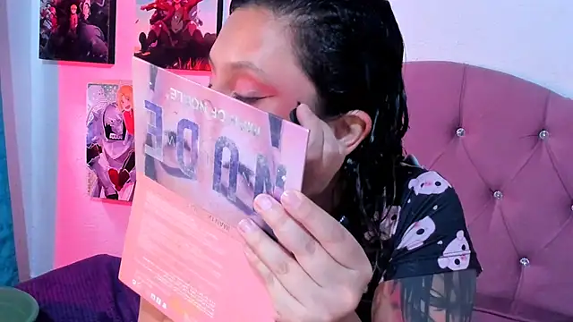 Mila nixon02 online show from November 10, 2025, 5:07 pm