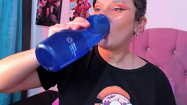 Mila nixon02 online show from October 2, 2025, 4:43 pm