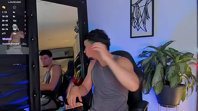 Snapshot of JadeSmiith_ chatting on November 19, 2025, 10:10 pm JadeSmiith online show from November 19, 2025, 10:10 pm