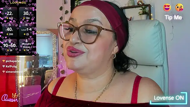 Snapshot of Gia_Nahomi chatting on May 15, 2026, 11:03 pm Gia Nahomi online show from May 15, 2026, 11:03 pm