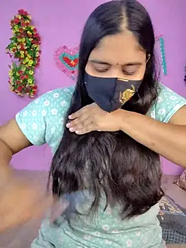 Snapshot of Hot_Maleka chatting on December 20, 2025, 1:41 am Hot Maleka online show from December 20, 2025, 1:41 am