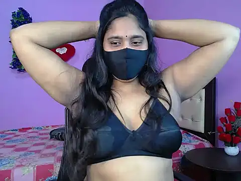 Snapshot of Hot_Maleka chatting on April 18, 2026, 7:07 pm Hot Maleka online show from April 18, 2026, 7:07 pm