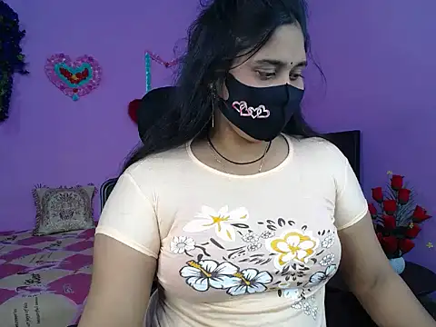 Hot Maleka online show from March 4, 2026, 4:59 pm