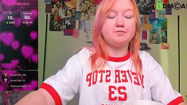 Snapshot of Sara_Robinson chatting on March 8, 2025, 6:10 am Sara Robinson online show from March 8, 2025, 6:10 am