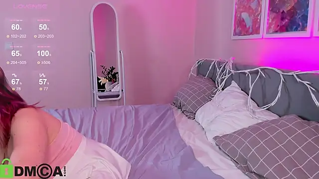 Snapshot of Sara_Robinson chatting on September 12, 2025, 3:39 am Sara Robinson online show from September 12, 2025, 3:39 am