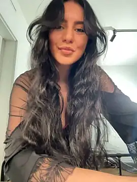 Snapshot of Evelyn___Sweet chatting on May 15, 2026, 7:45 pm Evelyn Sweet online show from May 15, 2026, 7:45 pm