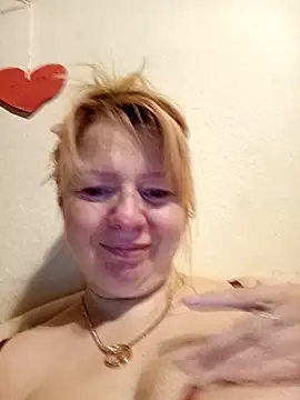 Lauri scherri online show from December 1, 2025, 6:36 am