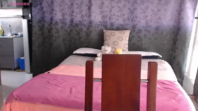 Snapshot of miia-big1boobs_ chatting on February 20, 2026, 3:14 pm miia-big1boobs online show from February 20, 2026, 3:14 pm