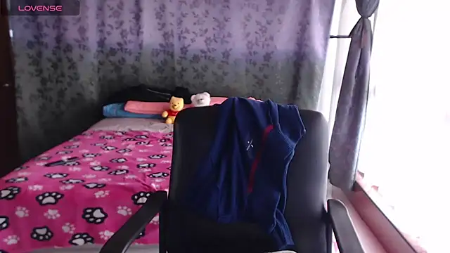 miia-big1boobs  online show from October 2, 2025, 7:17 pm