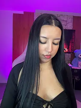 Snapshot of Tamara_Roberts1 chatting on February 22, 2025, 3:23 am Tamara Roberts1 online show from February 22, 2025, 3:23 am