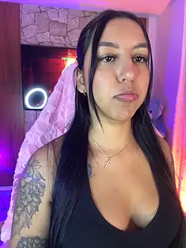 Snapshot of Tamara_Roberts1 chatting on September 23, 2025, 12:50 am Tamara Roberts1 online show from September 23, 2025, 12:50 am