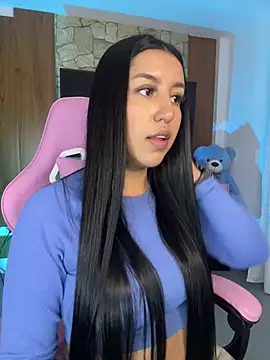 Snapshot of Tamara_Roberts1 chatting on March 6, 2025, 2:30 am Tamara Roberts1 online show from March 6, 2025, 2:30 am