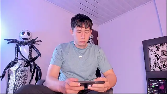 setsuna10 online show from November 23, 2025, 1:04 am