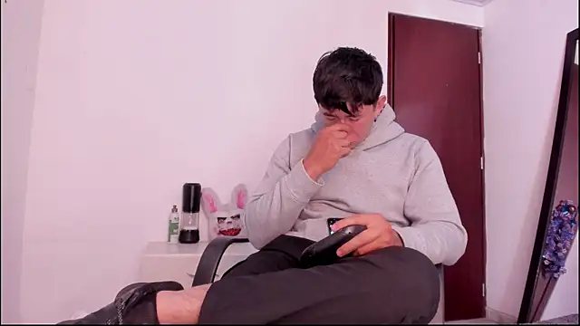 setsuna10 online show from September 18, 2025, 8:45 pm