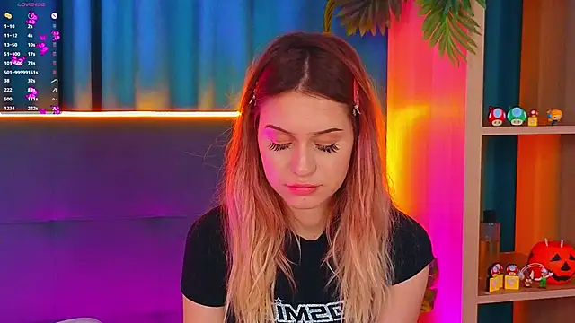 AlinaWalters online show from November 9, 2025, 9:08 pm