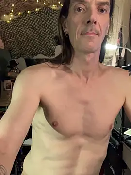 Snapshot of Sunking13cm chatting on September 12, 2025, 9:03 pm Sunking13cm online show from September 12, 2025, 9:03 pm