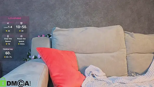 Little Chips online show from December 17, 2025, 5:29 pm