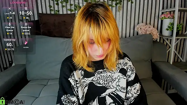 Snapshot of Little_Chips chatting on February 11, 2026, 5:24 pm Little Chips online show from February 11, 2026, 5:24 pm