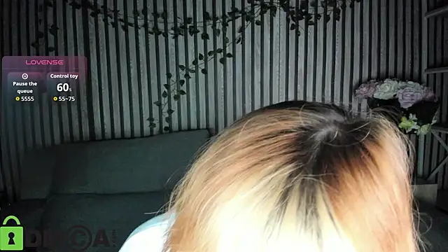 Little Chips online show from October 24, 2025, 5:01 pm