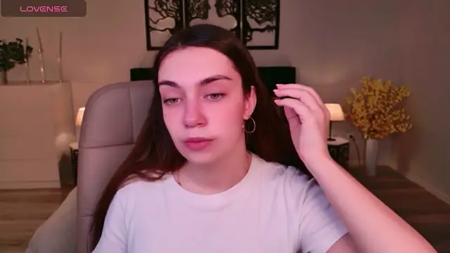 DaniellaLovely online show from November 6, 2025, 11:03 am