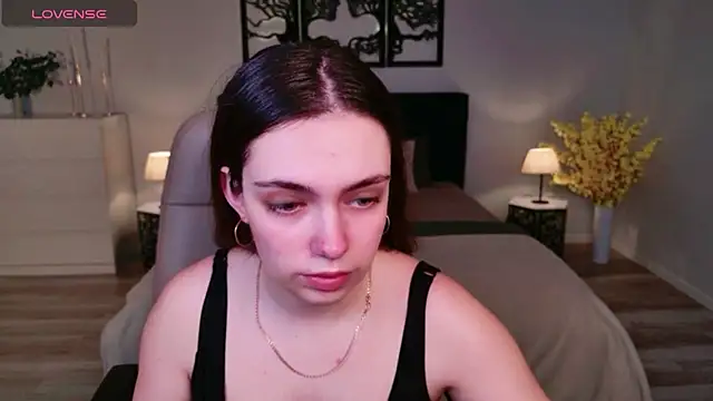 DaniellaLovely online show from November 18, 2025, 10:40 am