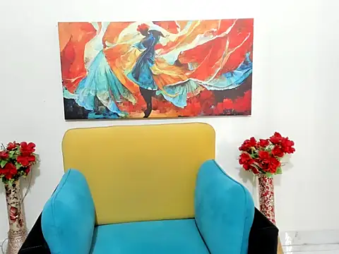 evaaelfiee online show from April 11, 2026, 3:25 am