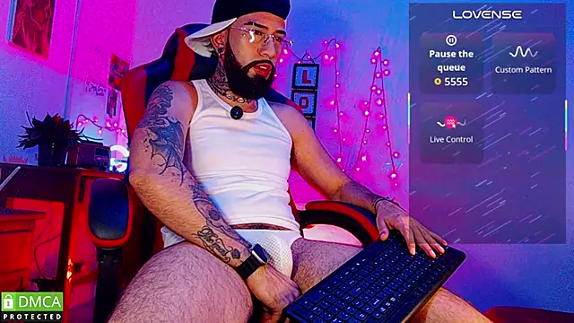 Diilanhott online show from February 22, 2026, 1:19 am