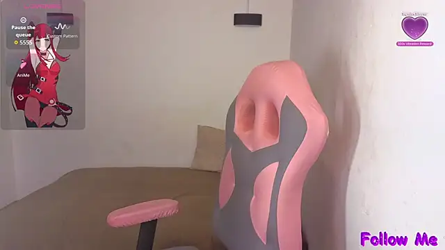 vittorialombardi   online show from December 21, 2025, 7:54 am