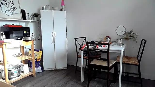 Kittyymaze1 online show from March 25, 2026, 12:48 pm