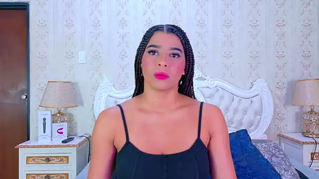 TiaraRosse online show from September 13, 2025, 12:38 pm