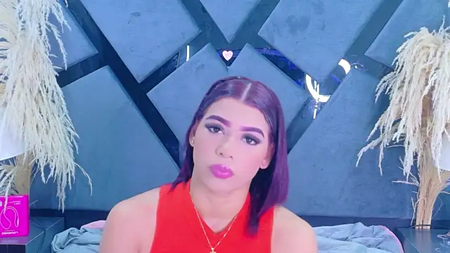 Snapshot of TiaraRosse chatting on May 15, 2026, 3:48 am TiaraRosse online show from May 15, 2026, 3:48 am