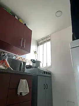 Cafeziitha02 online show from January 9, 2026, 8:49 pm