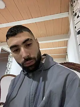 Snapshot of macg96 chatting on December 22, 2025, 5:18 am macg96 online show from December 22, 2025, 5:18 am