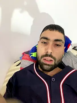 Snapshot of macg96 chatting on December 5, 2025, 7:40 am macg96 online show from December 5, 2025, 7:40 am