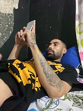 Snapshot of macg96 chatting on November 23, 2025, 2:54 am macg96 online show from November 23, 2025, 2:54 am