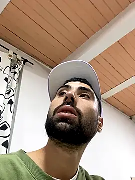 Snapshot of macg96 chatting on December 14, 2025, 11:54 pm macg96 online show from December 14, 2025, 11:54 pm