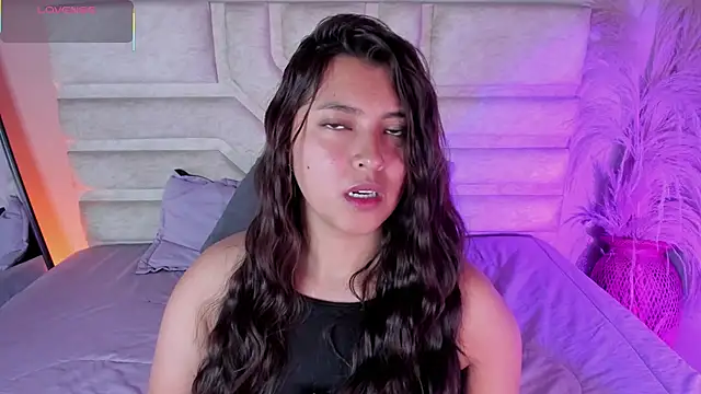 Snapshot of Rebeca_Williams_ chatting on November 10, 2025, 12:15 am Rebeca Williams online show from November 10, 2025, 12:15 am