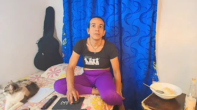 Oh Tique online show from November 30, 2025, 1:45 pm